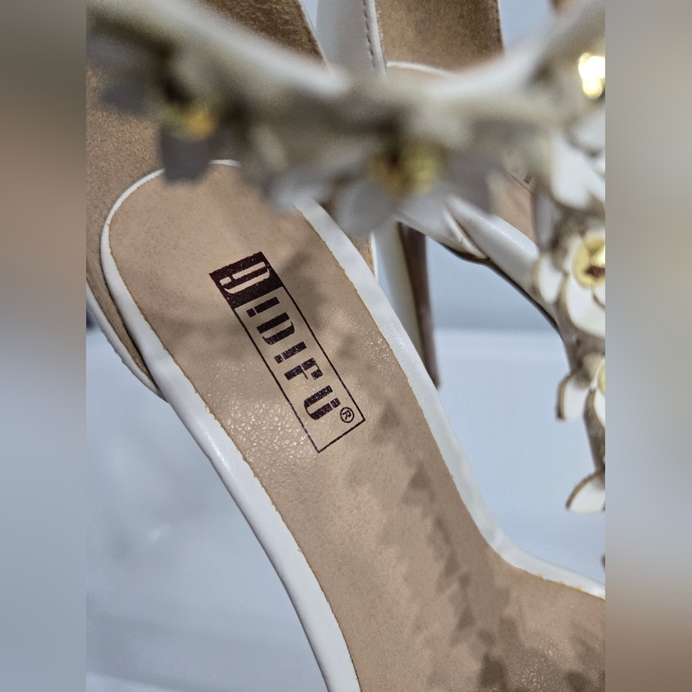 Idifu Flower Studded High Heels - Picture 13 of 17
